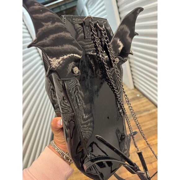 Betsey johnson patent leather kitsch coffin bat to the bone  backpack bag purse - Picture 12 of 16